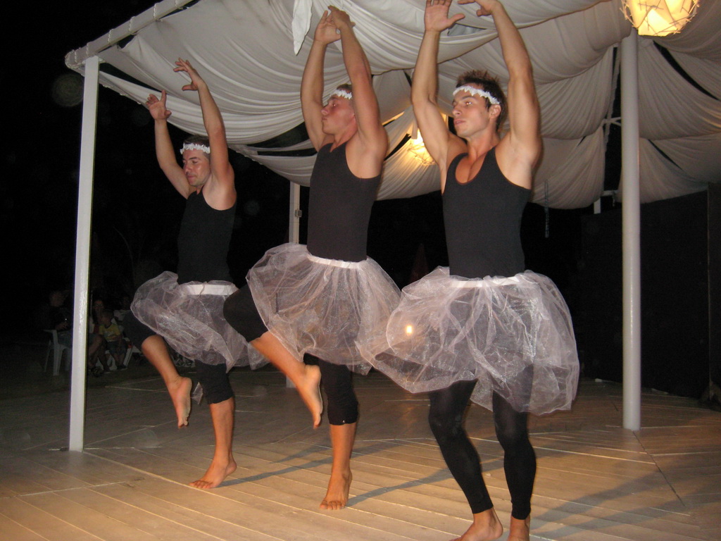 show 2011_03